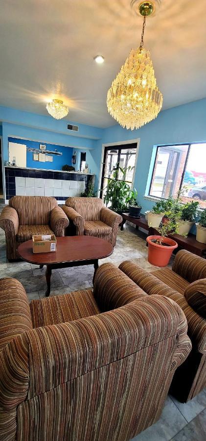Regency Travel Inn Hayti Ngoại thất bức ảnh